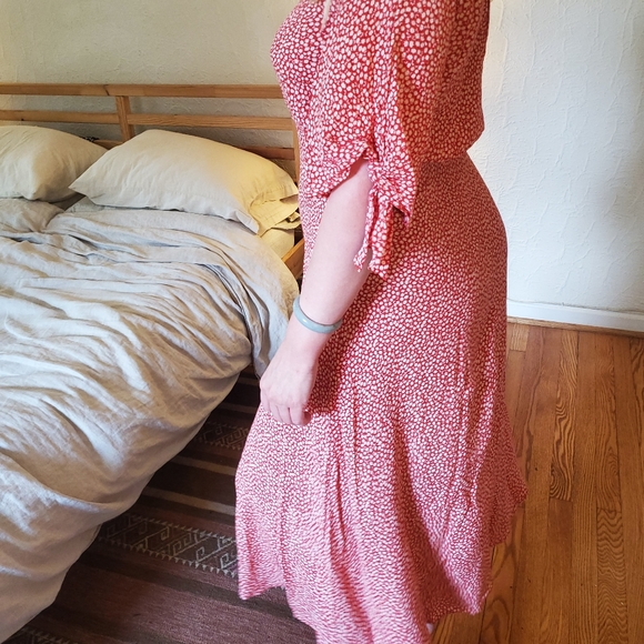 Rayon Dress Floral Print Tie Sleeves - Picture 3 of 9